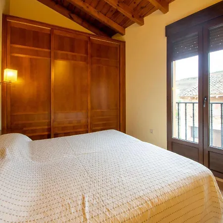 Snug Holiday In Ribera Del Duero With Garden