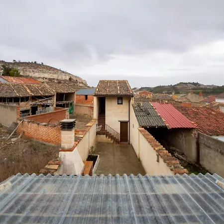 Snug Holiday In Ribera Del Duero With Garden