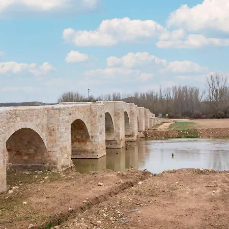 Snug Holiday In Ribera Del Duero With Garden Langa de Duero